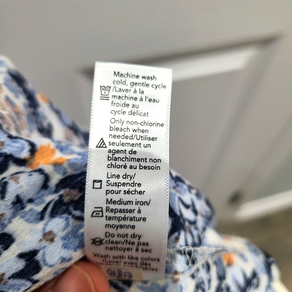 Smocked blouse from George. Never been worn! SIZE XL - Picture 7 of 7